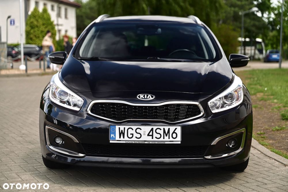 Kia Ceed 1.6 CRDi L Business Line - 17