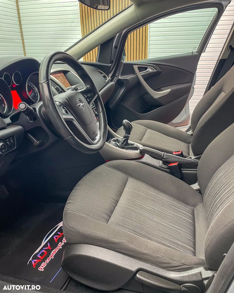 Opel Astra 1.7 CDTI Cosmo - 8