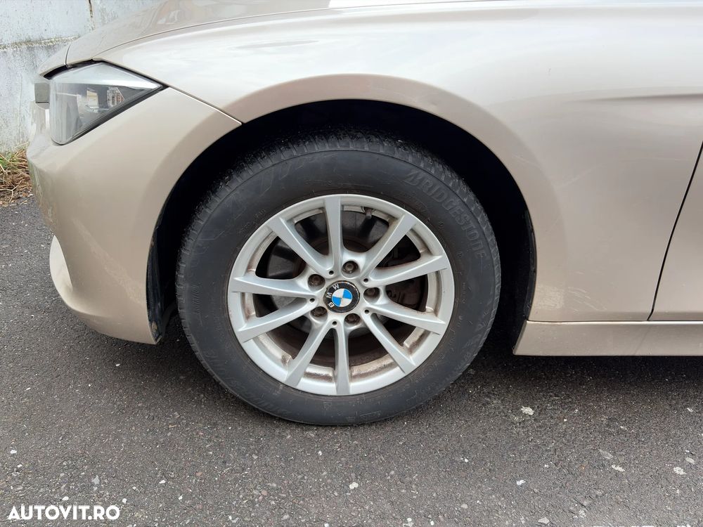 BMW Seria 3 320d - 6