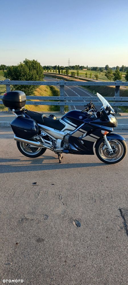 Yamaha FJR - 18