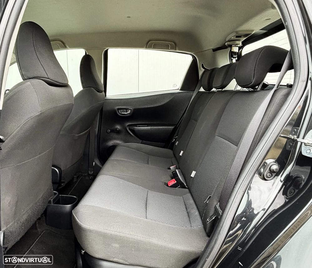 Toyota Yaris 1.5 HSD Comfort+P.Style - 14
