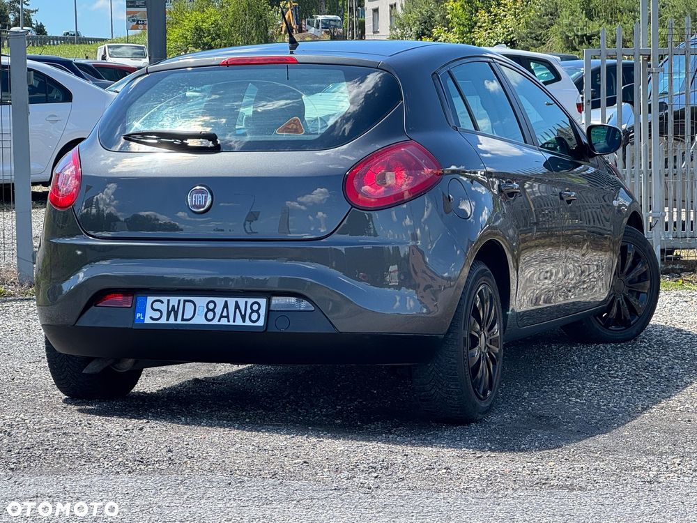 Fiat Bravo 1.4 16V Estiva Plus - 8