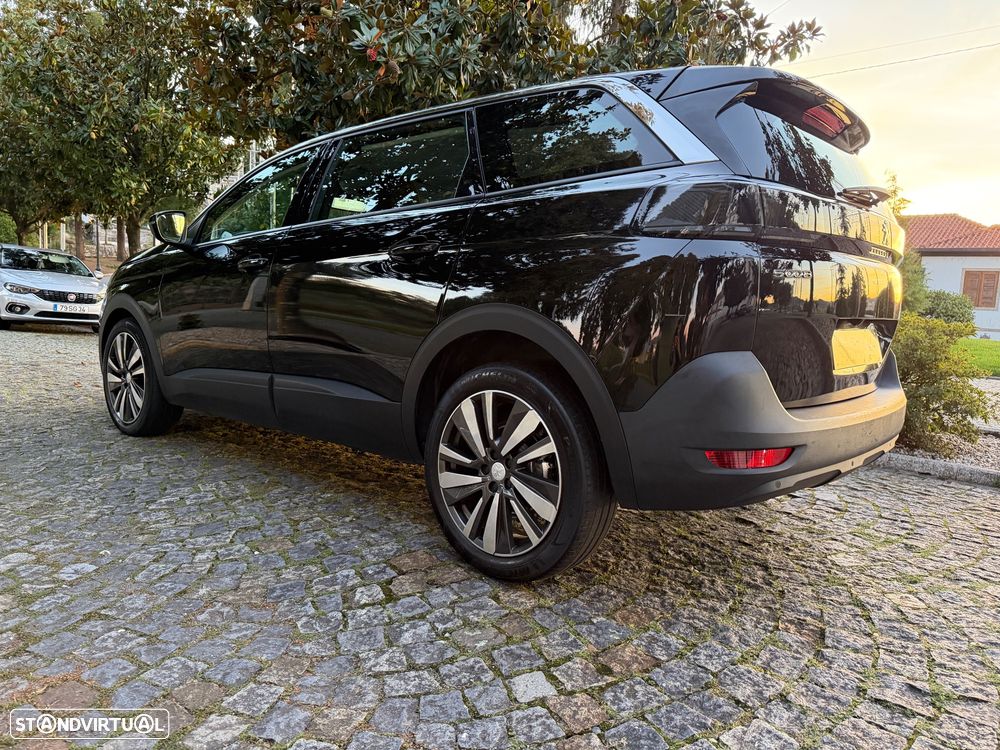 Peugeot 5008 - 9