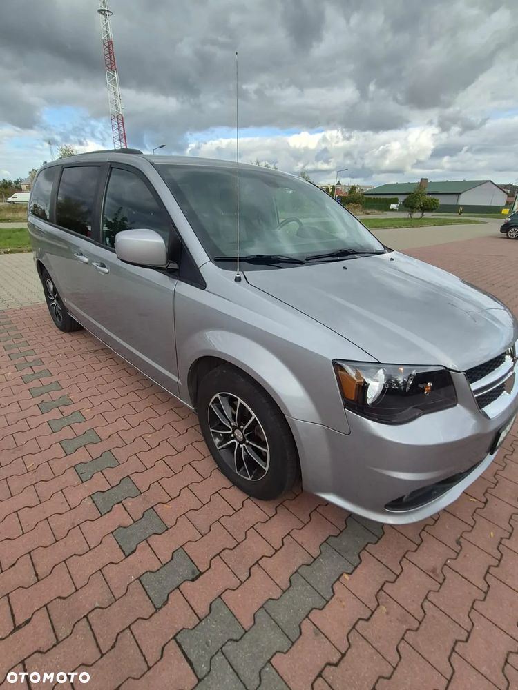 Dodge Grand Caravan 3.6 R/T - 2