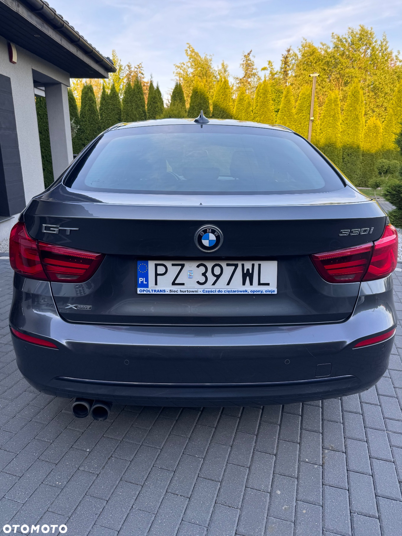 BMW 3GT 330i xDrive - 4
