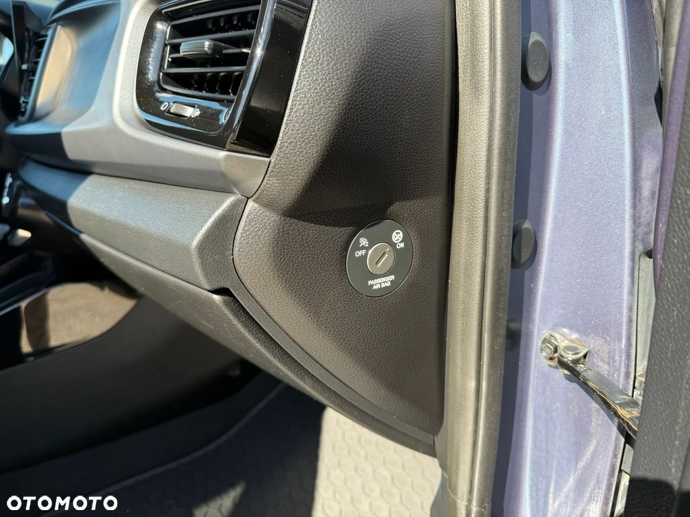 Kia Rio 1.2 Business Line - 24