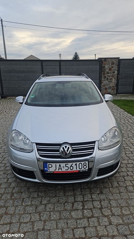 Volkswagen Golf - 2