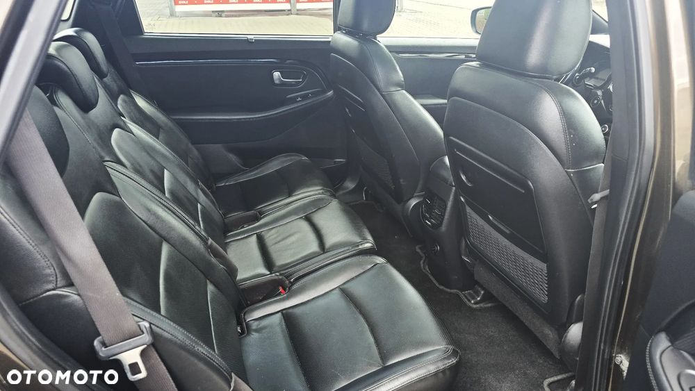 Kia Carens 1.7 CRDi XL 7DCT - 9