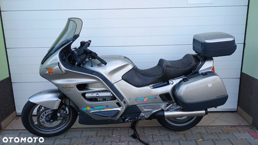 Honda ST - 9