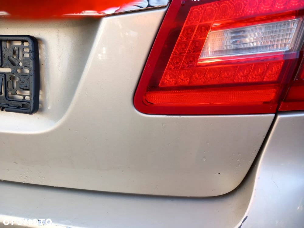MERCEDES E-KLASA W212 KOMBI KLAPA BAGAŻNIKA TYLNA TYŁ KOLOR: 794 - 8