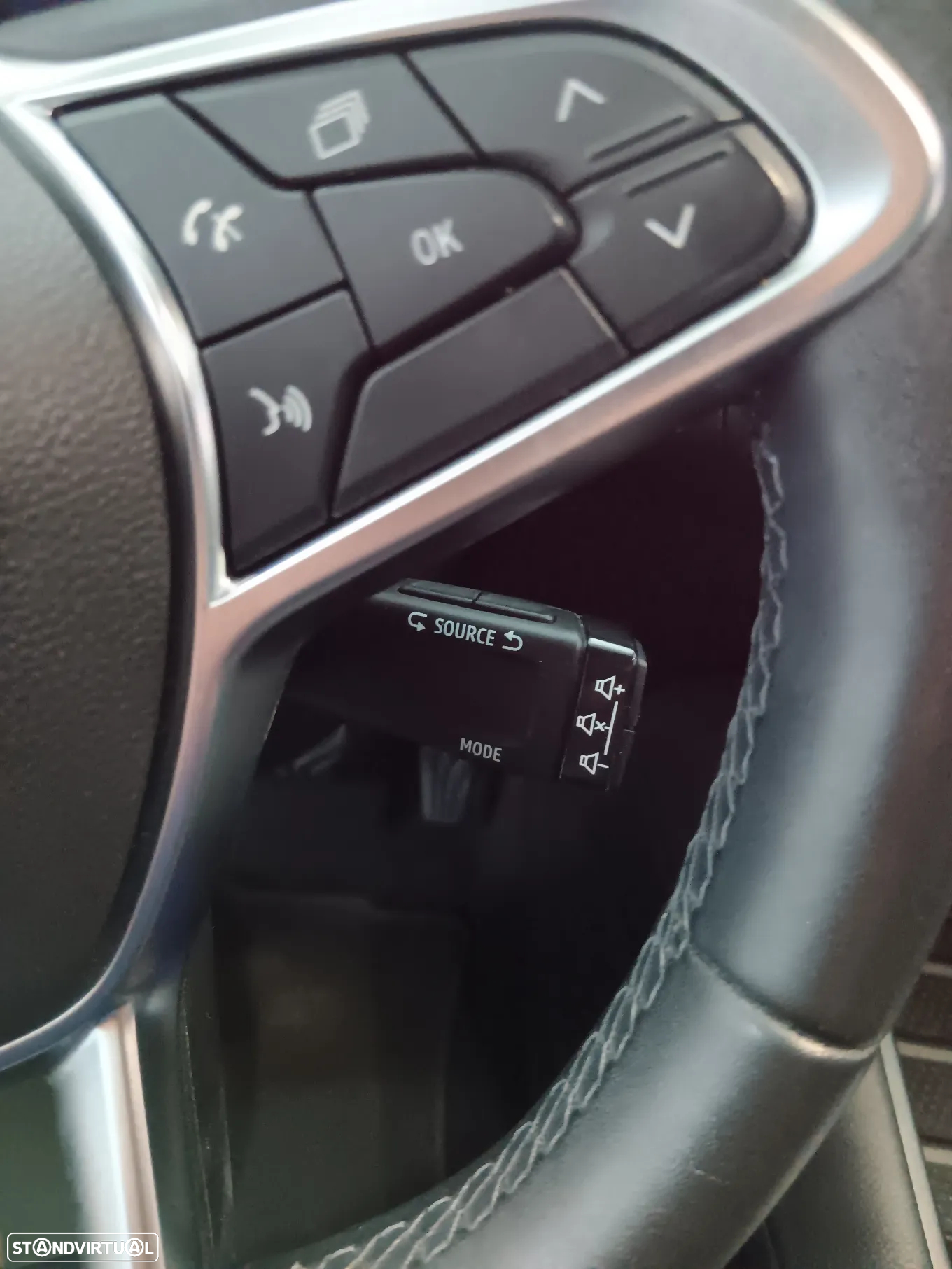 Renault Captur 1.6 E-Tech Plug-In Exclusive - 15