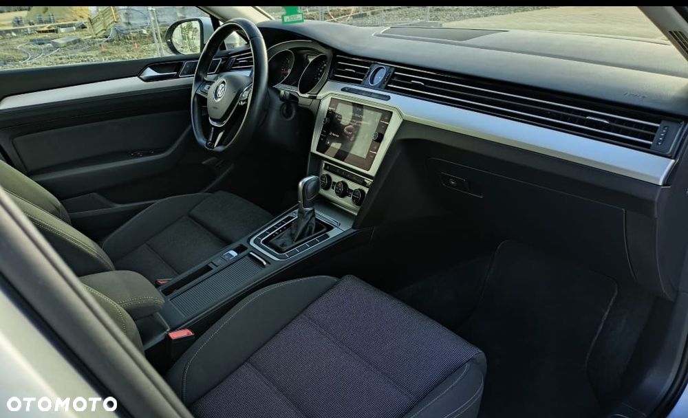 Volkswagen Passat 2.0 TDI BMT Comfortline DSG - 14