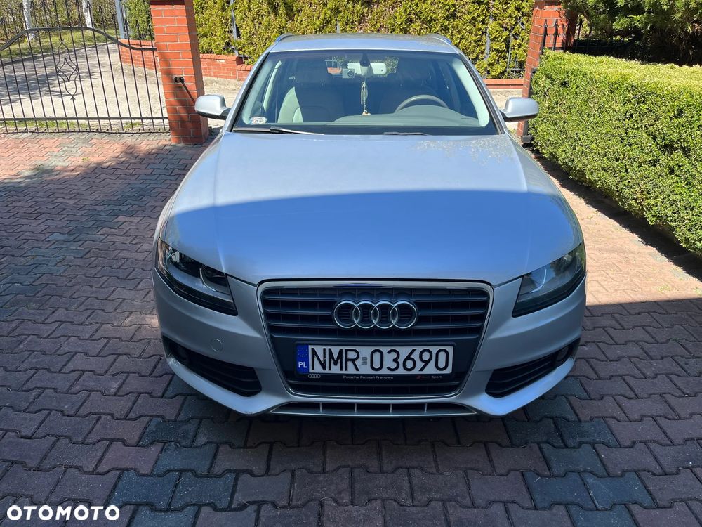 Audi A4 Avant 2.0 TDI DPF Attraction - 9