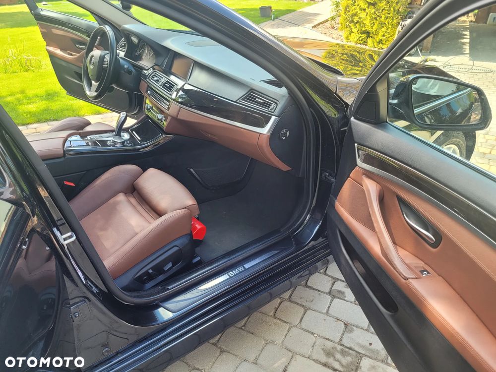 BMW Seria 5 520d Luxury Line - 17