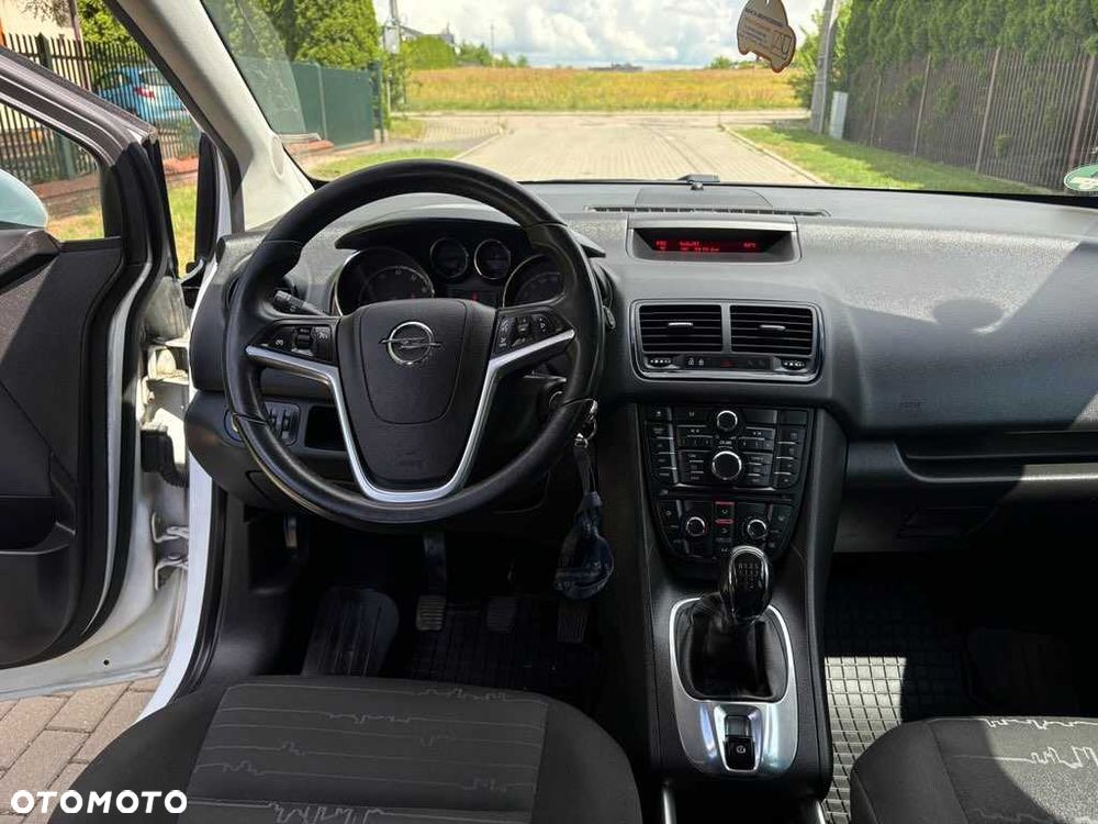 Opel Meriva - 8