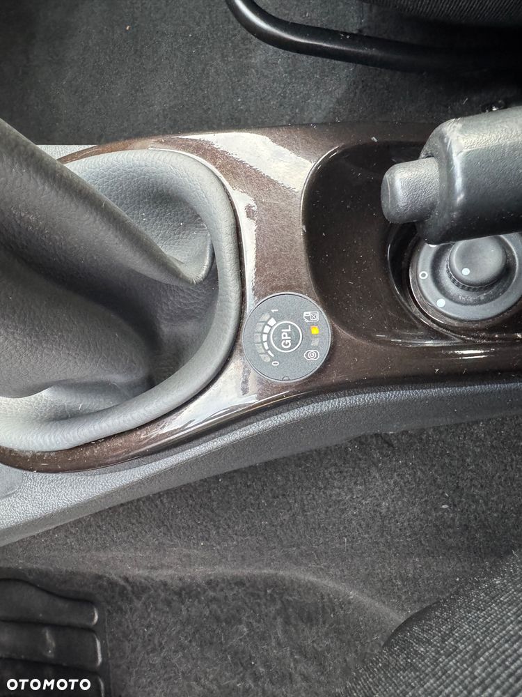 Dacia Duster 1.6 16V 4x2 Delsey - 14