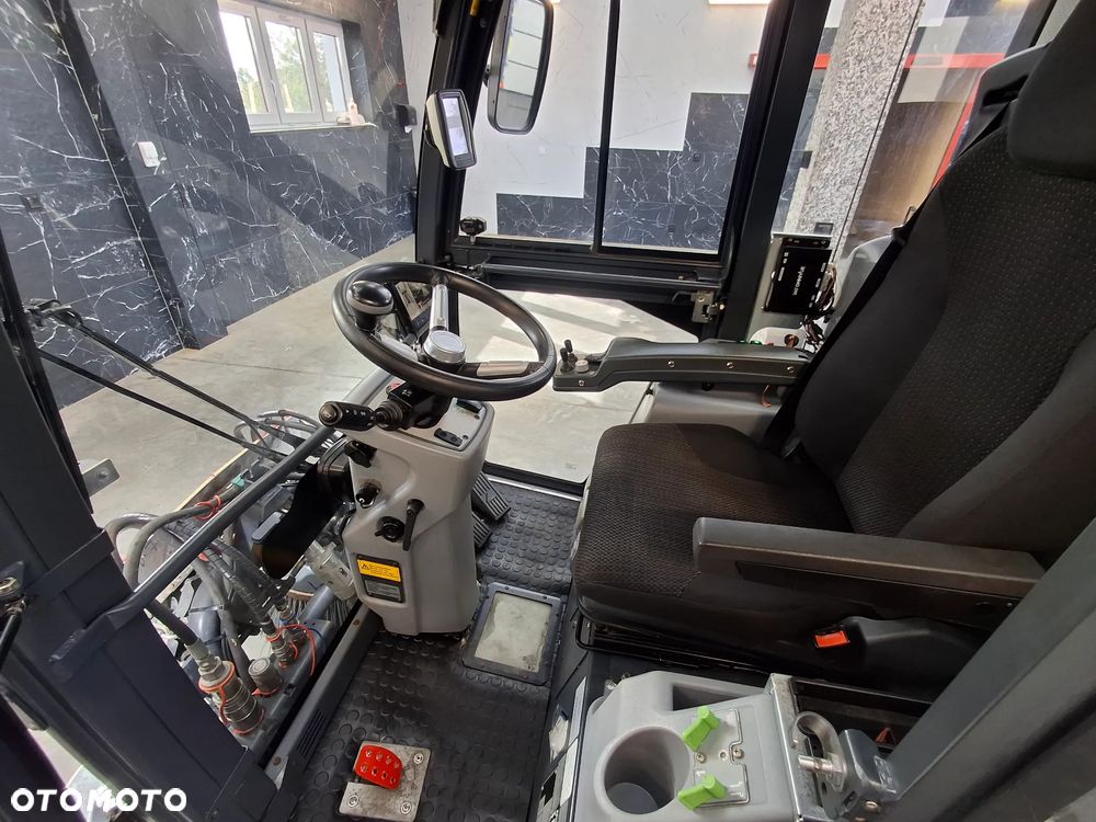 Inny HAKO Citymaster 1600 Zamiatarka Chodnikowa Euro 6 PM 2.5 Napęd 4x4 Rok: 2019 - 21