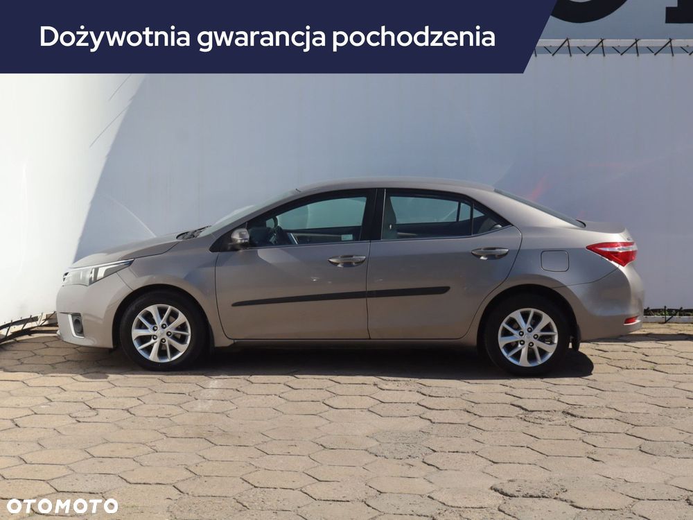 Toyota Corolla - 4
