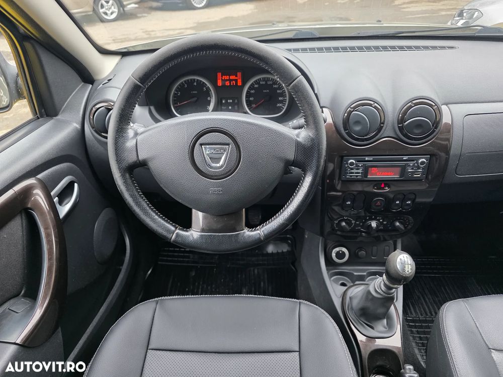Dacia Duster 1.5 dCi 4x4 Prestige - 14