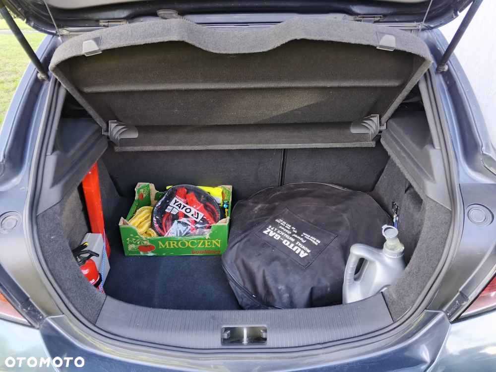 Opel Astra 1.6 Sport - 10