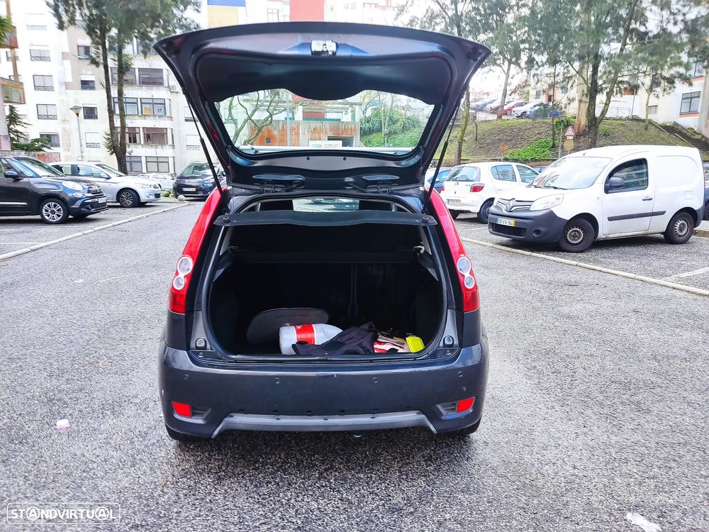 Ford Fiesta 1.25 Trend - 6
