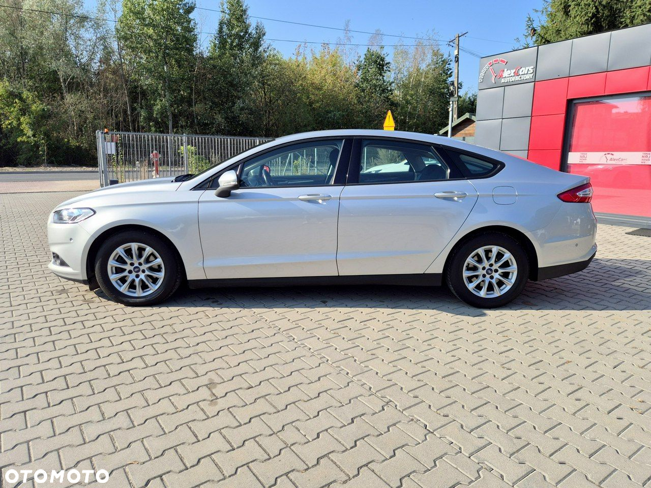 Ford Mondeo - 11
