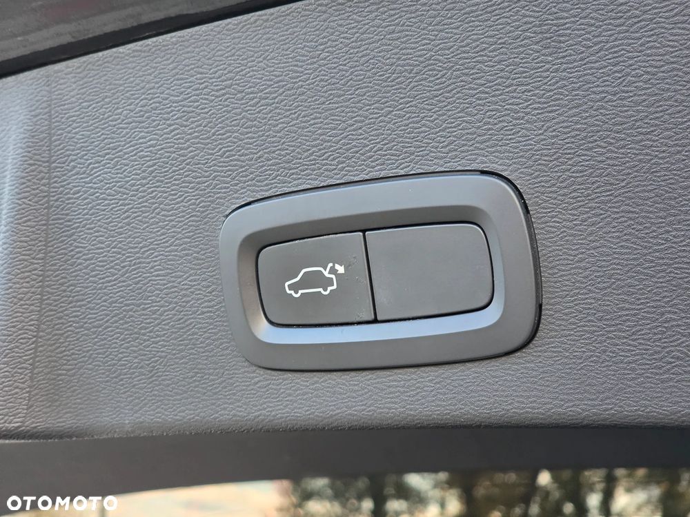 Volvo XC 40 T3 Geartronic Inscription - 38