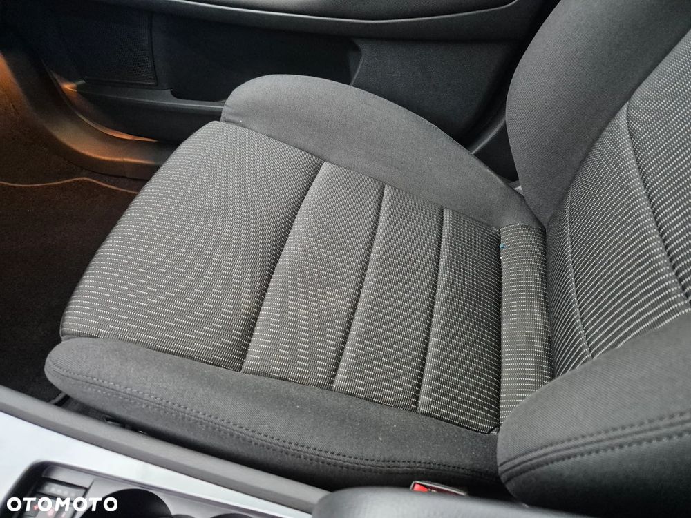 Ford Mondeo 2.0 TDCi Titanium - 11