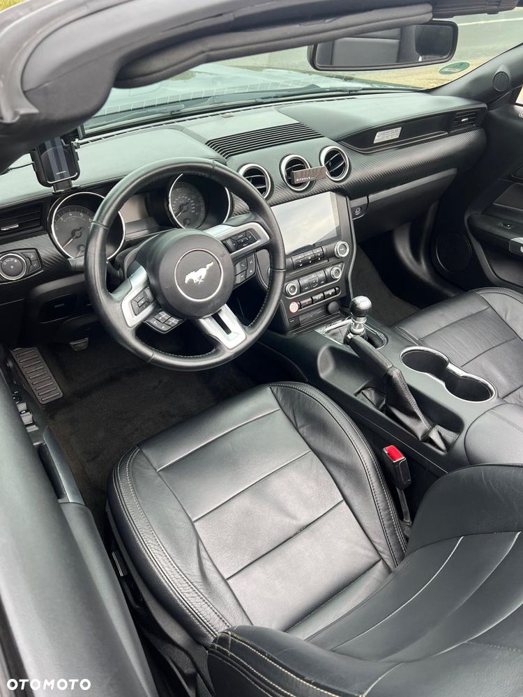 Ford Mustang 5.0 Ti-VCT V8 Black Shadow Edition - 2