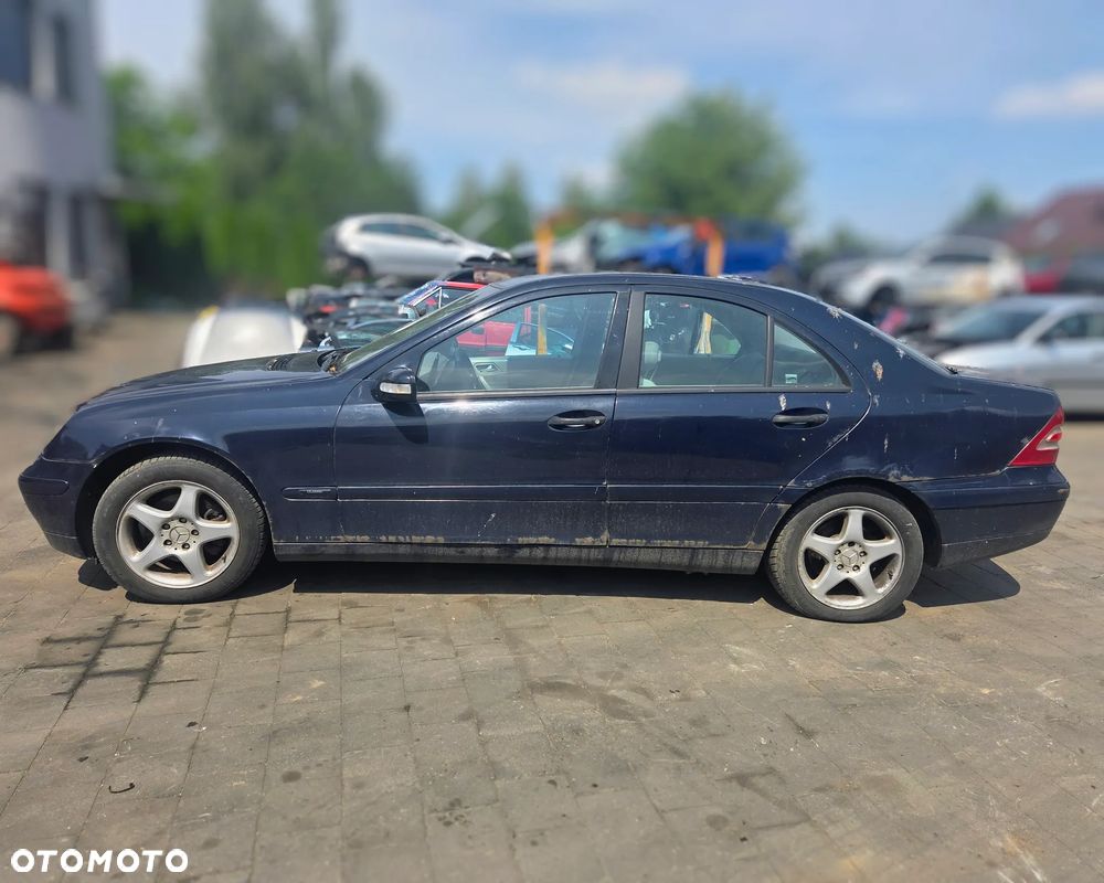 Mercedes-Benz C W203 C200  2.0 Kompressor 2000 na części - 2