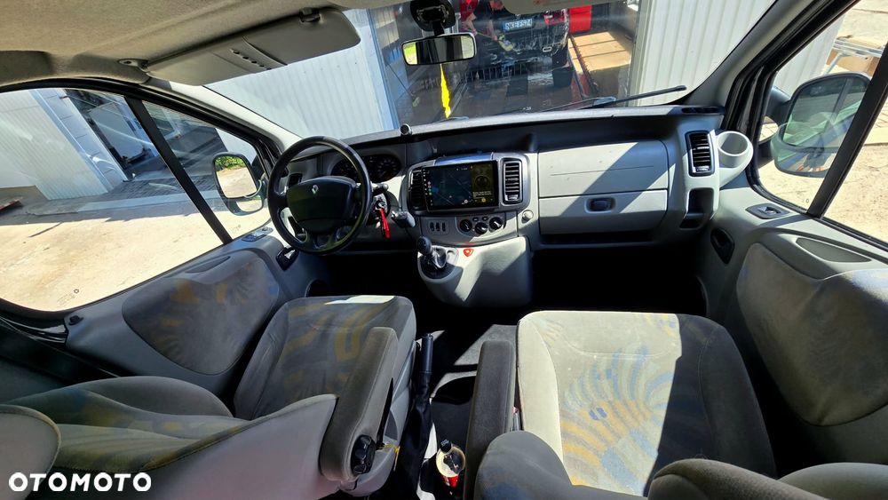 Renault Trafic - 2