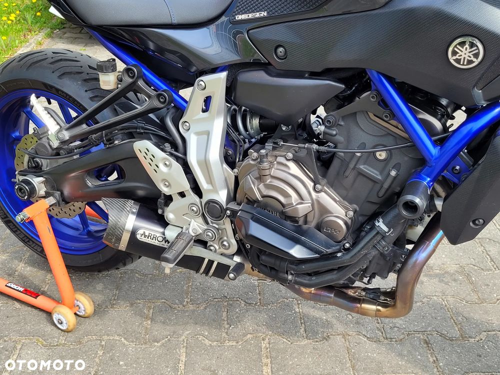 Yamaha MT - 17