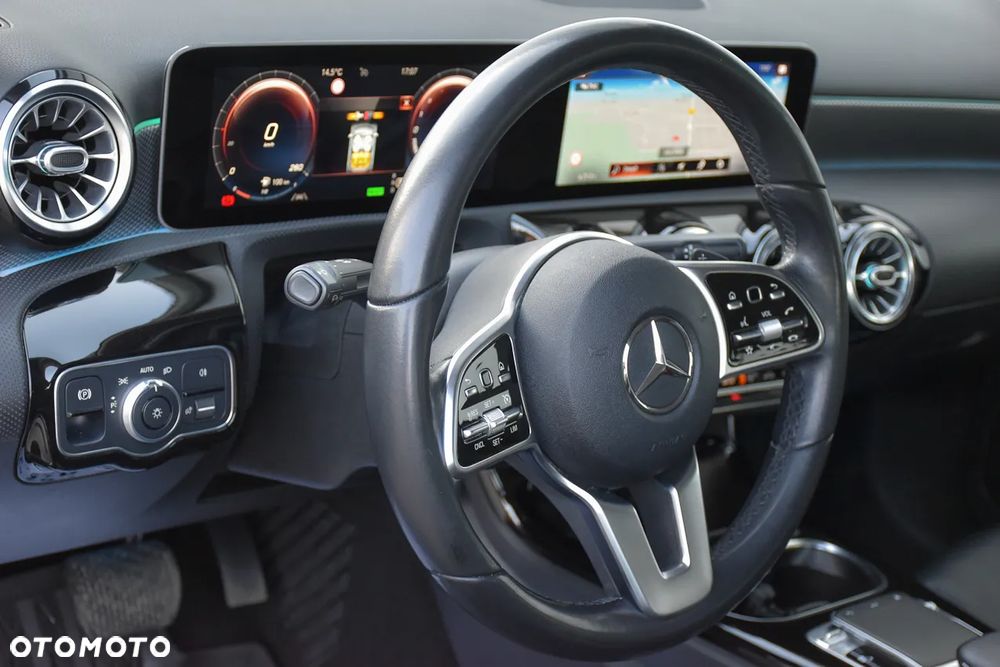 Mercedes-Benz Klasa A 250 e 8G-DCT Progressive Advanced - 23