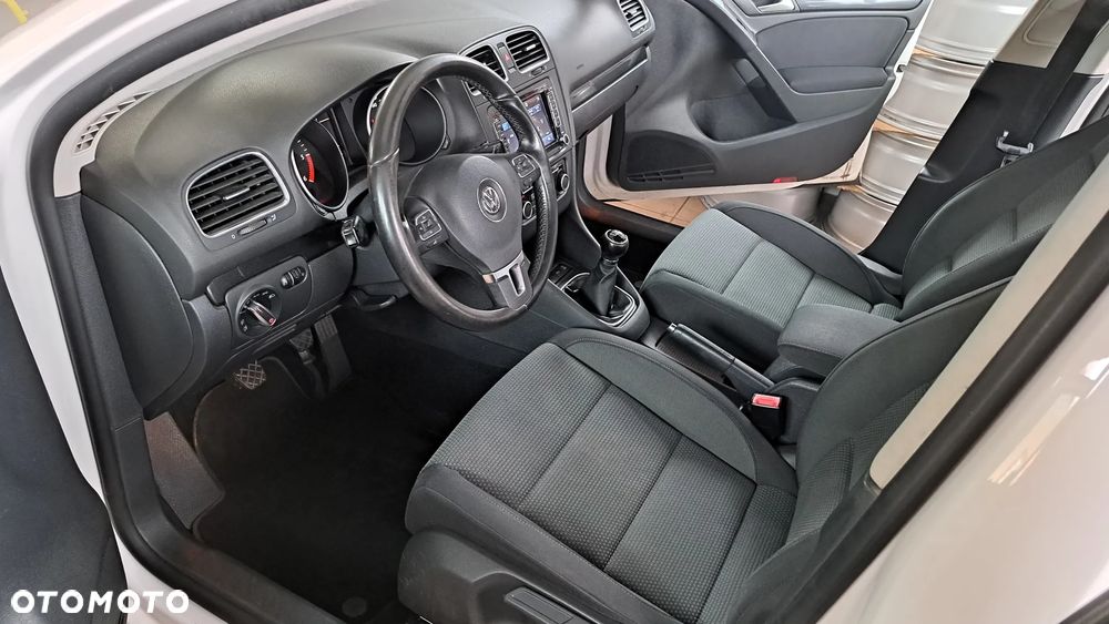 Volkswagen Golf 2.0 TDI DPF BlueMotion Technology Comfortline - 14