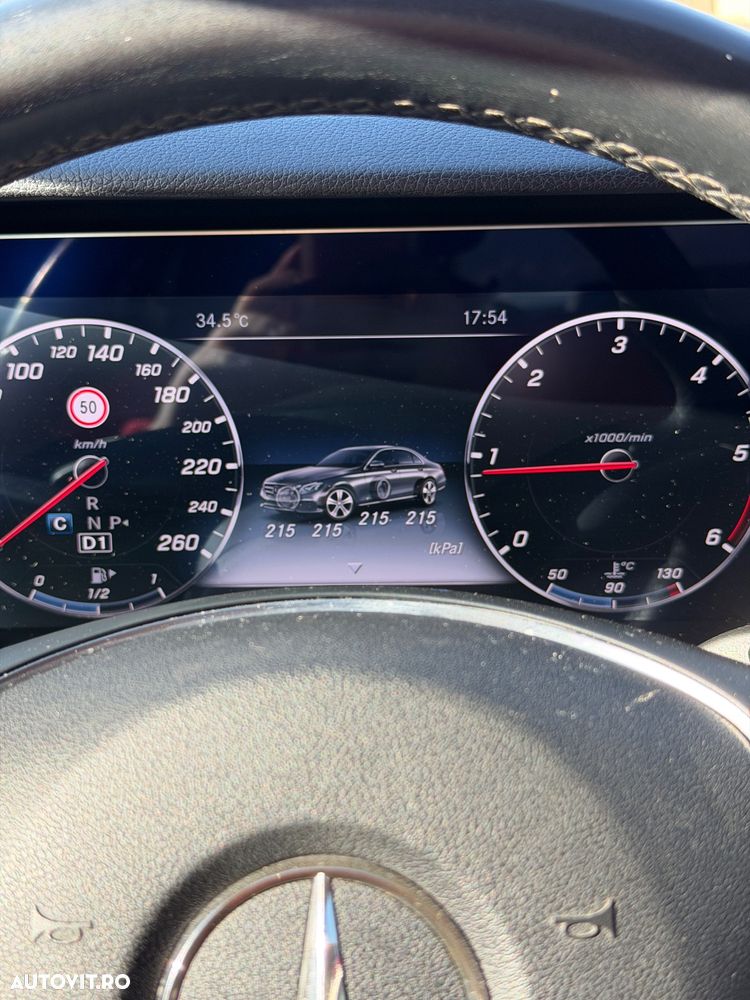 Mercedes-Benz E 220 d Aut. - 25