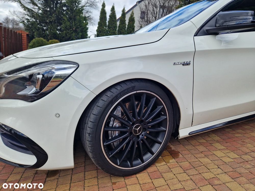 Mercedes-Benz CLA - 10