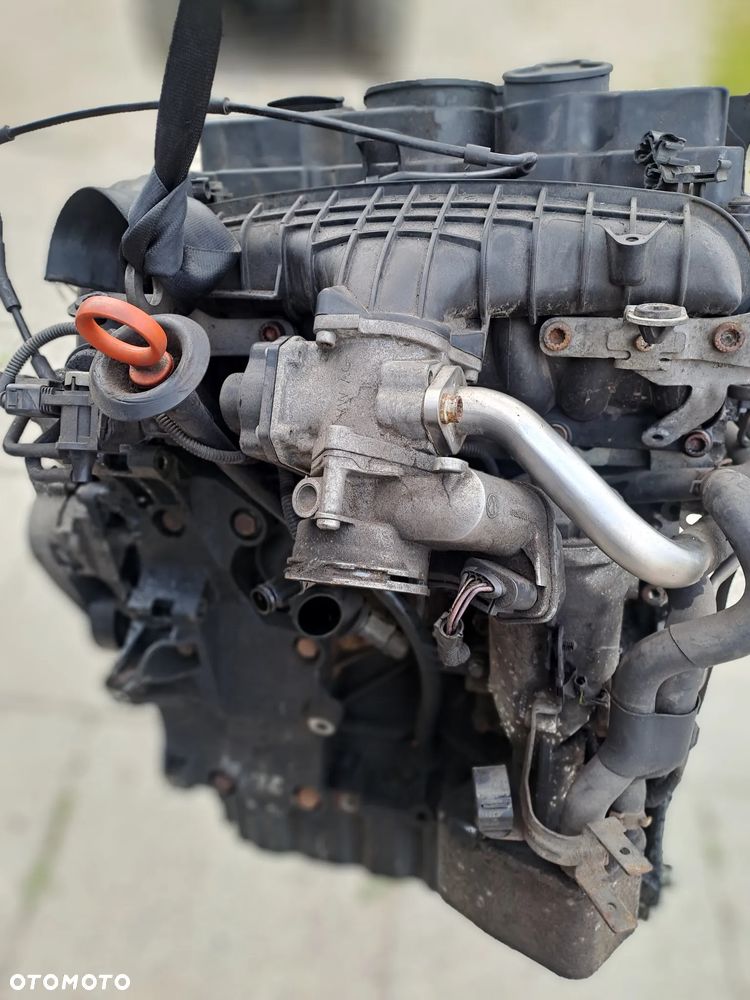 Volkswagen Passat B6 2.0 TDi 170KM silnik bez osprzętu kod BMR CBBB - 3