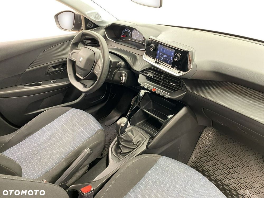 Peugeot 208 - 14