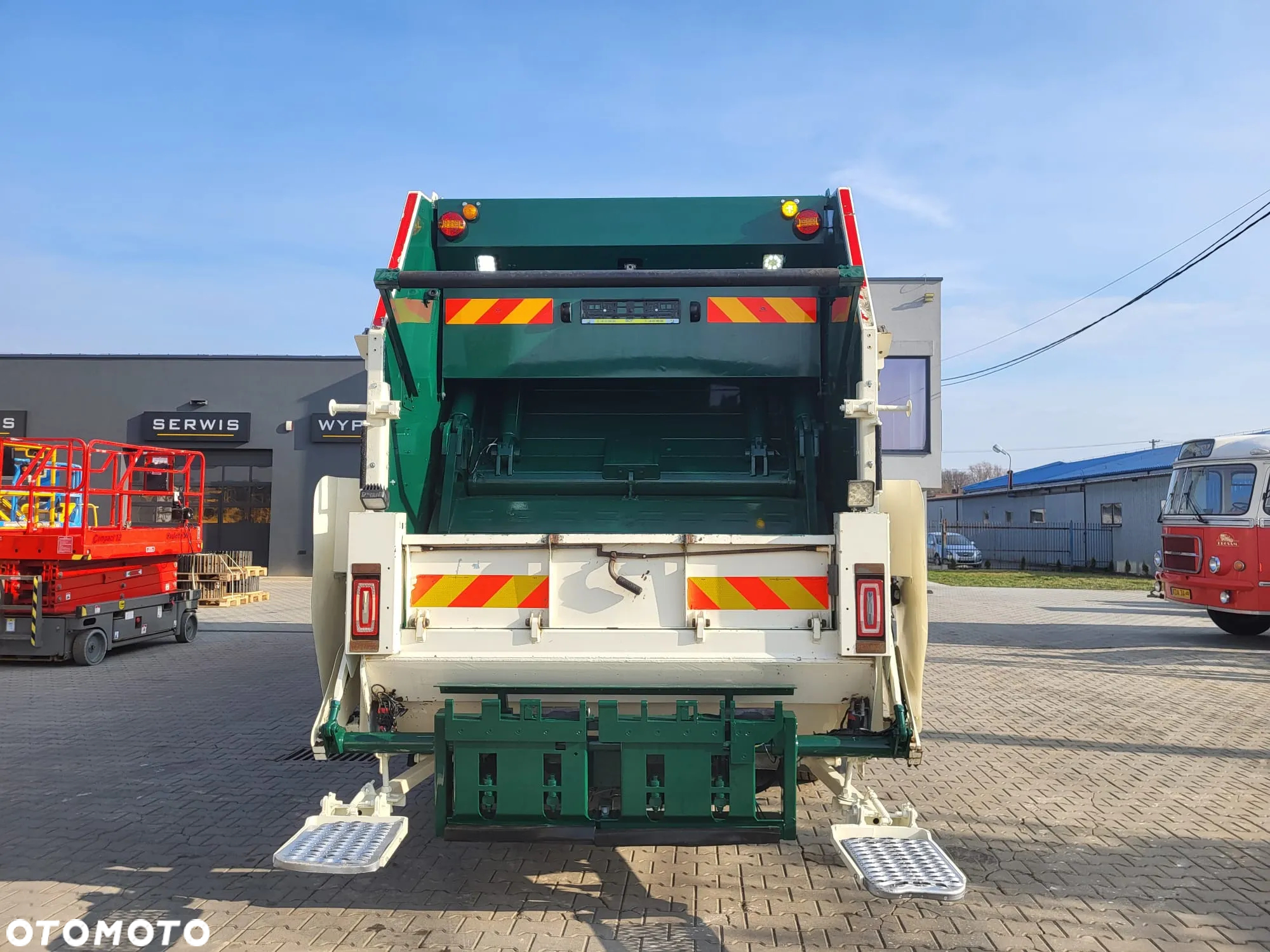 Mercedes-Benz Econic 2630 - 5