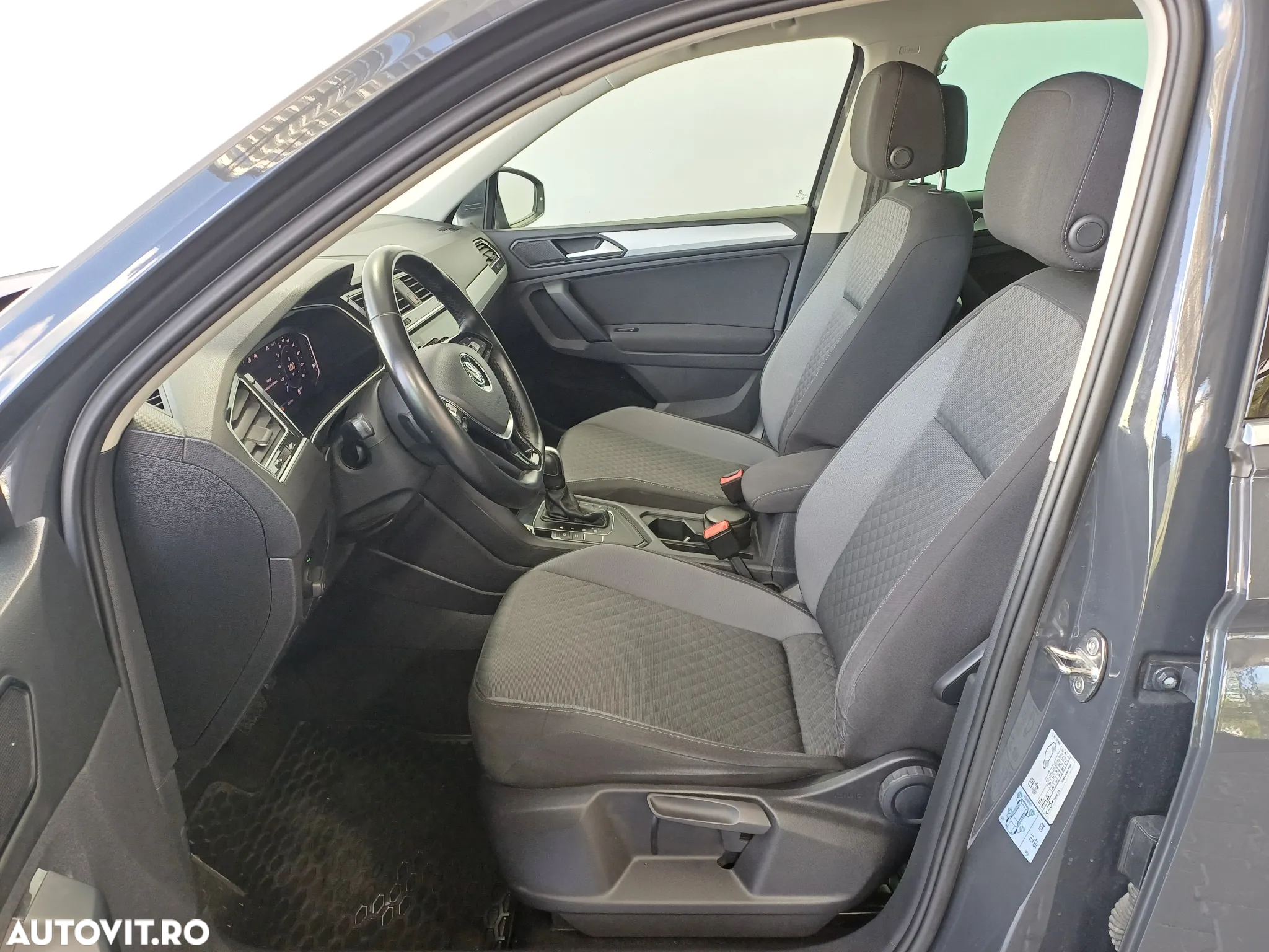 Volkswagen Tiguan 1.5 TSI ACT DSG Comfortline - 5