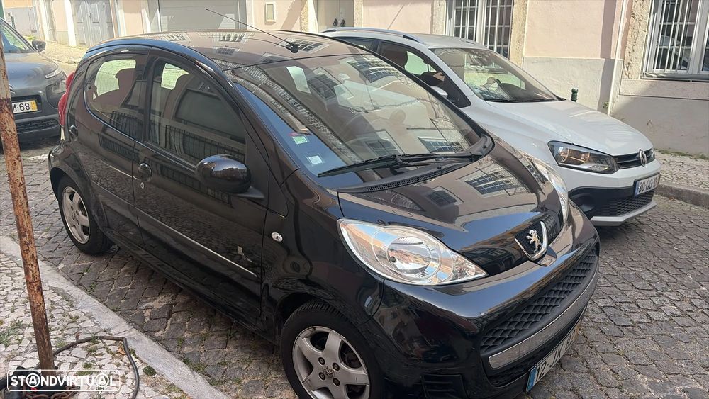 Peugeot 107 1.0 Black&Silver - 1