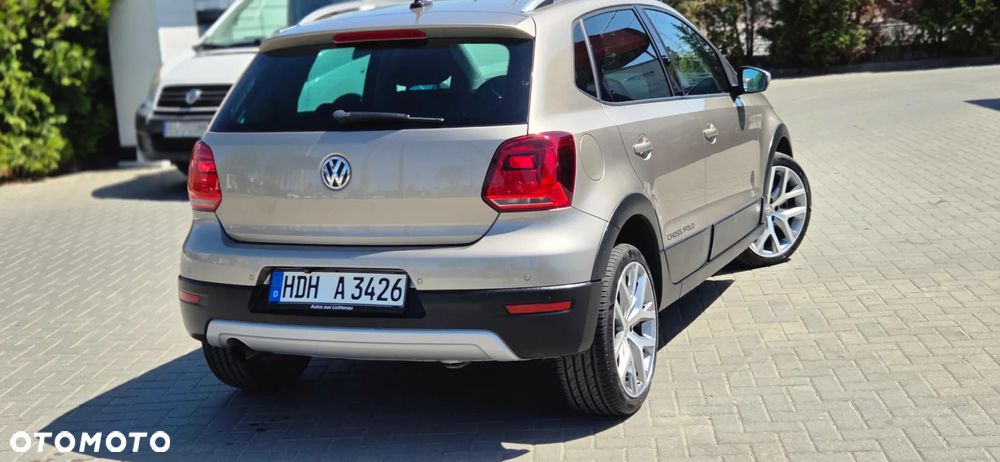 Volkswagen Polo Cross - 12