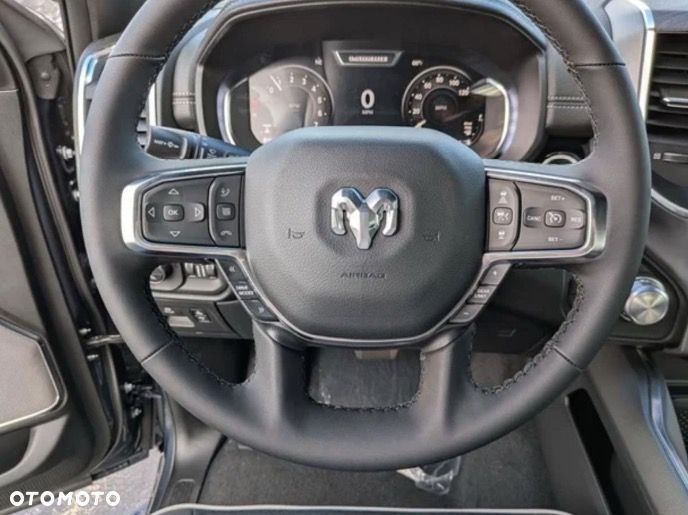 RAM 1500 5.7 Crew Cab Shortbed Laramie Black - 9