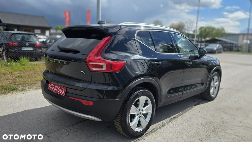 Volvo XC 40 - 9