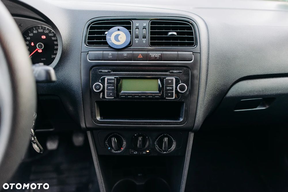 Volkswagen Polo - 22