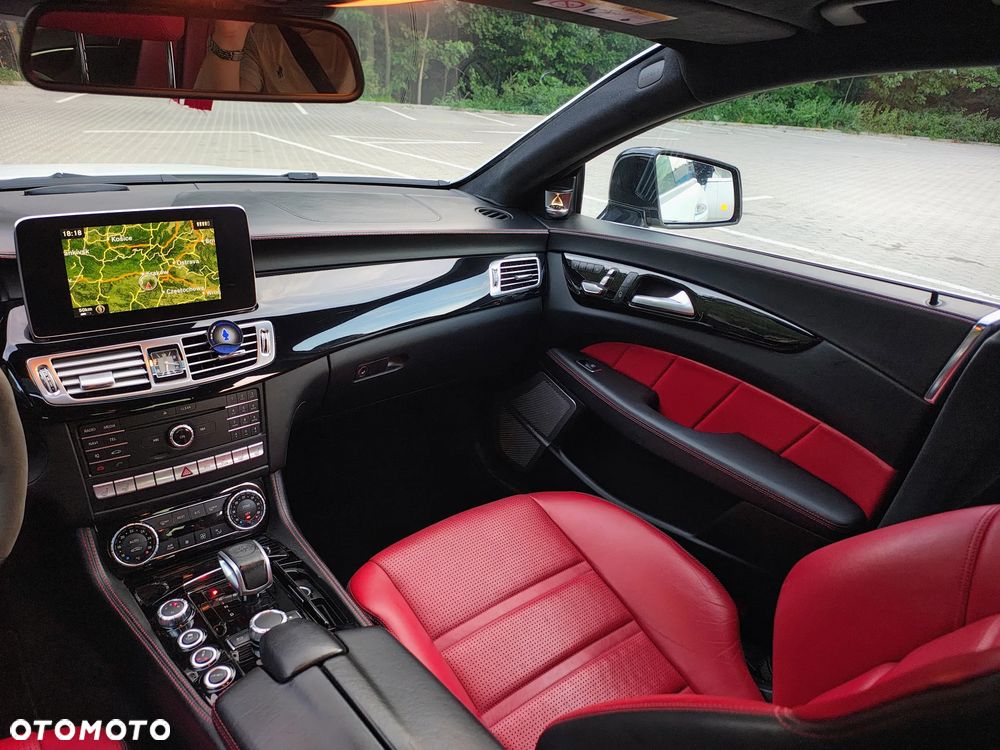 Mercedes-Benz CLS 63 AMG 4-Matic - 22