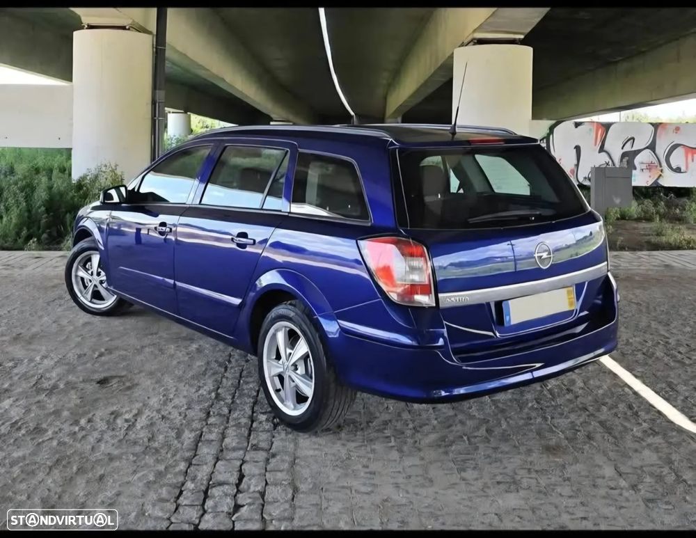 Opel Astra 1.3 CDTI Enjoy - 2