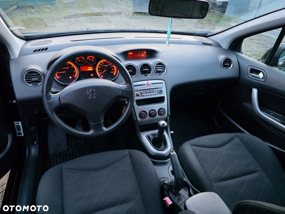 Peugeot 308 1.6 Premium - 5