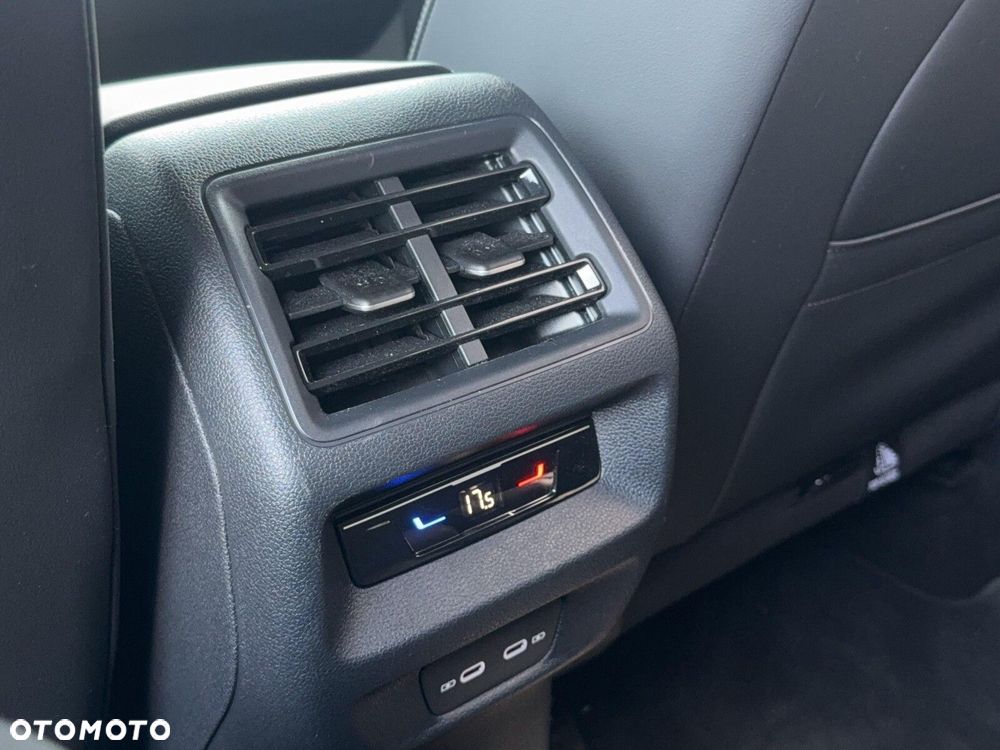 Volkswagen Tiguan - 28
