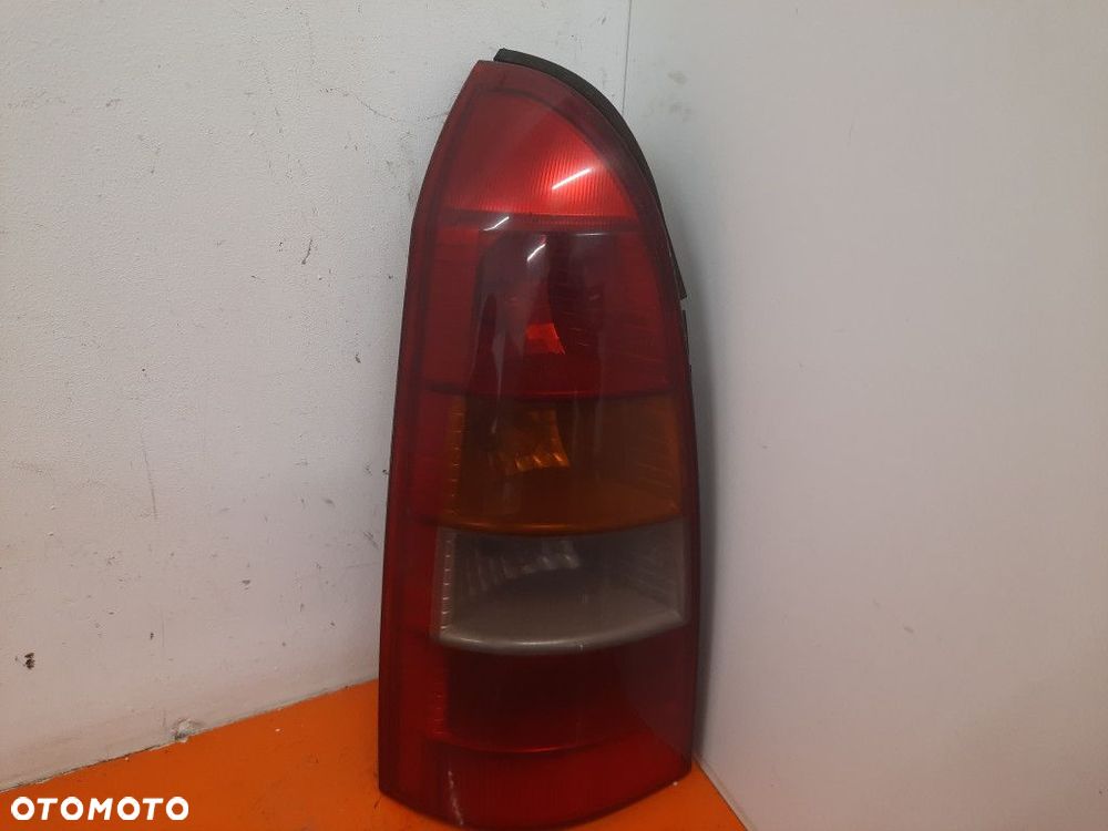 OPEL ASTRA-G 2.0 DTL KOMBI 98-09 LAMPA TYLNA TYŁ PRAWA ZEWNĘTRZNA 14368SI - 1